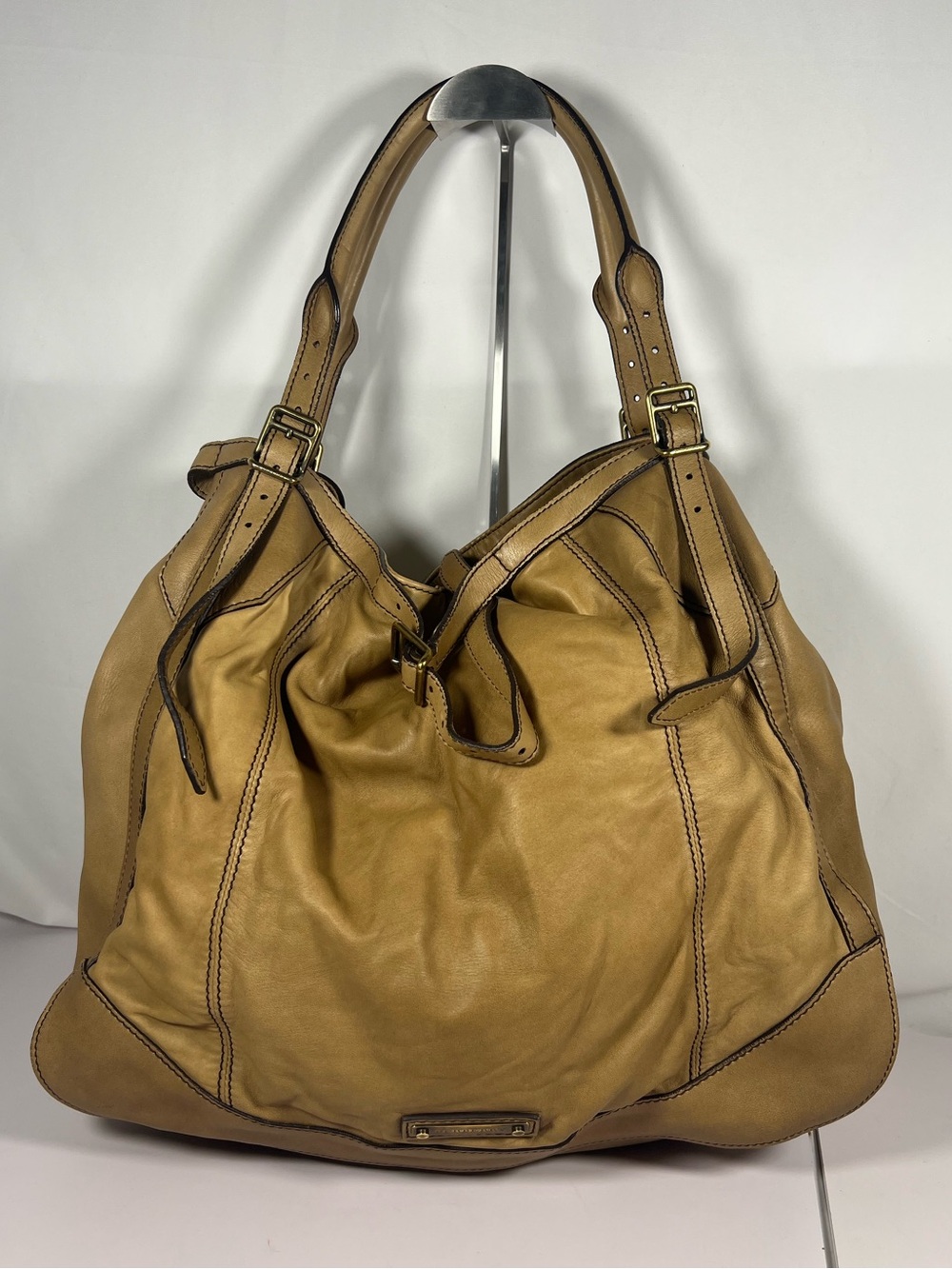 3111: Burberry Leather Hobo Tote Bag Nova Check Lining Camel Tan